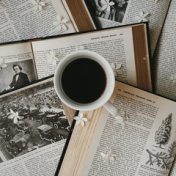 “Mujeres que quiero leer” – a bookshelf, Ana S. Arango