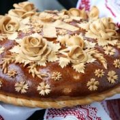 «Українські письменники, що пишуть про те і так, що відірватись неможливо» – полиця, Anastasiya Brygynets