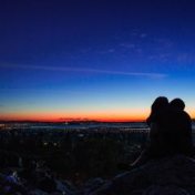 “A Romance Author's Bookshelf” – rak buku, Rebecca Hunter